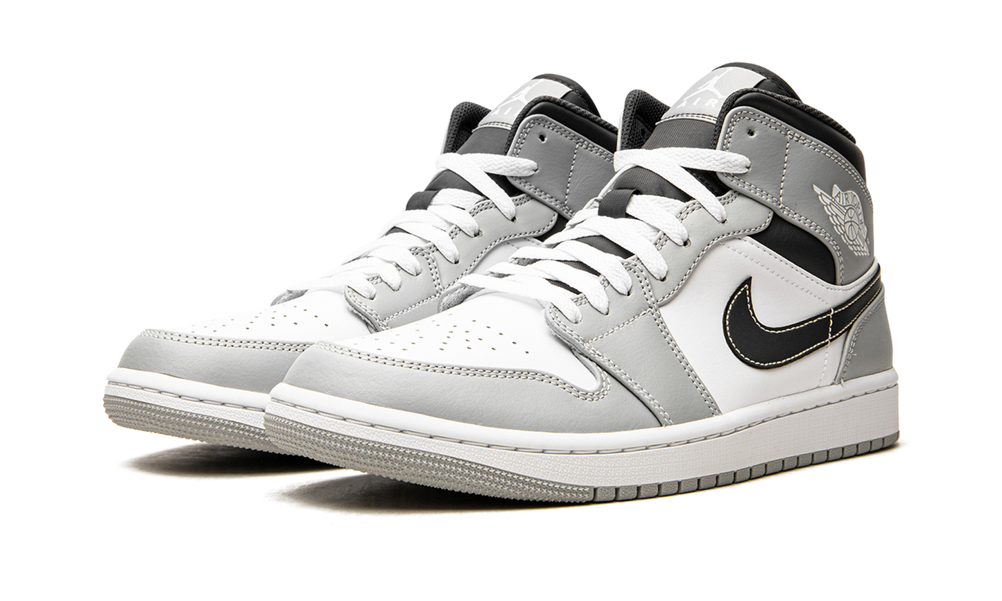 Air Jordan 1 Mid Light Smoke Grey 2.0 554724 078
