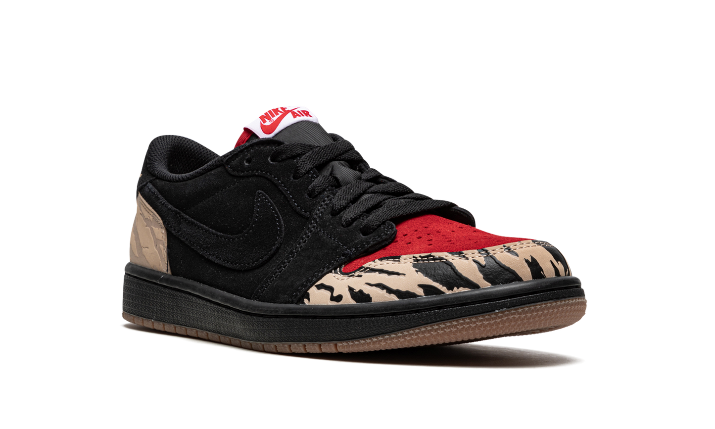 Air Jordan 1 Low SP SoleFly - Carnivore DN3400 001