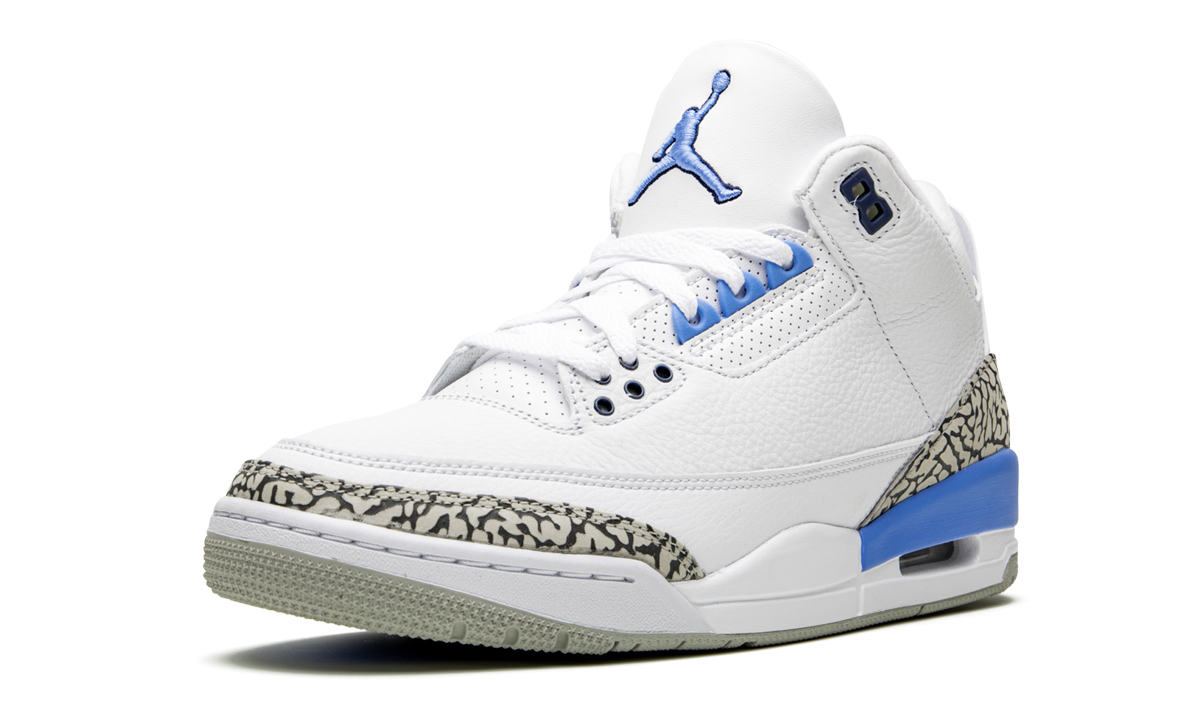 Air Jordan 3 Retro UNC CT8532 104
