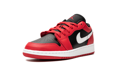 Air Jordan 1 Low GS Black / Very Berry 553560 061