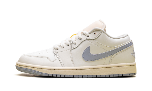 Air Jordan 1 Low WMNS White/Purple DC0774 106