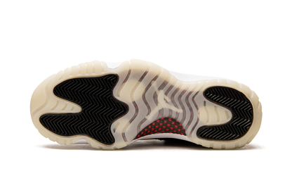 Air Jordan 11 Low 72 - 10 AV2187 001