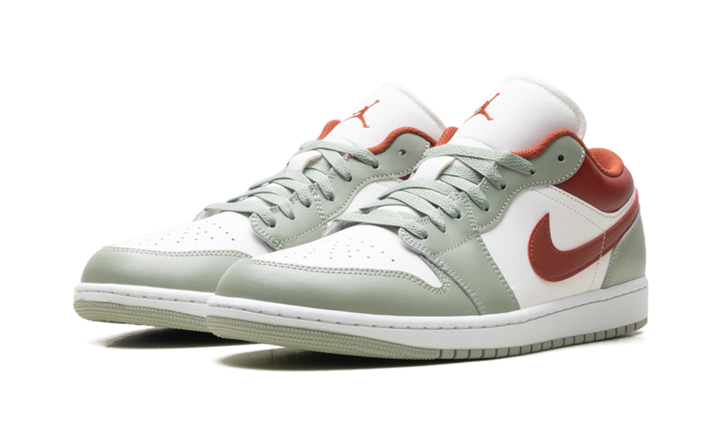 Air Jordan 1 Low Jade Horizon 553558 133