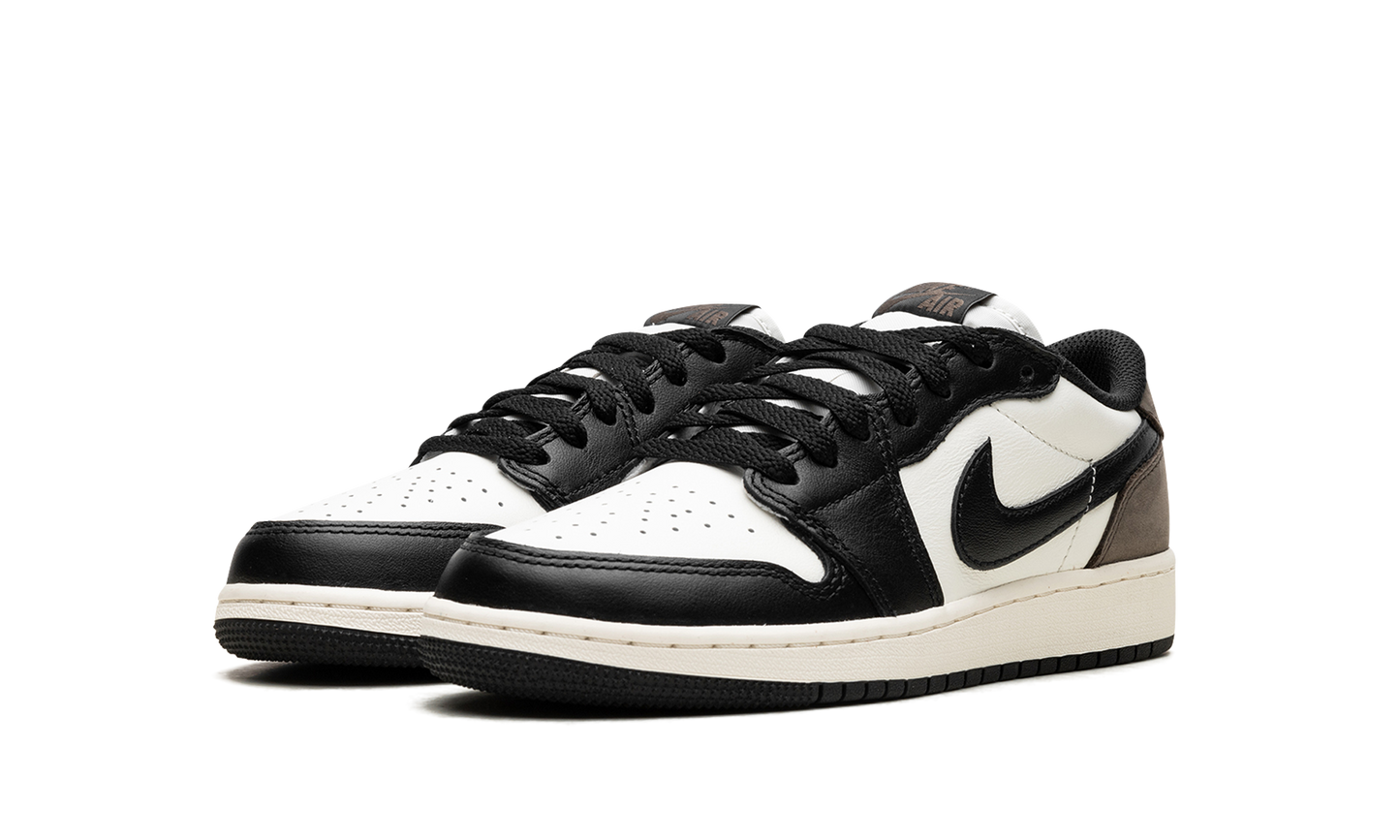 Air Jordan 1 Low OG GS Mocha CZ0858 102