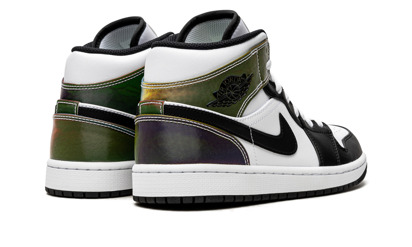 Air Jordan 1 Mid SE Heat Reactive DM7802 100