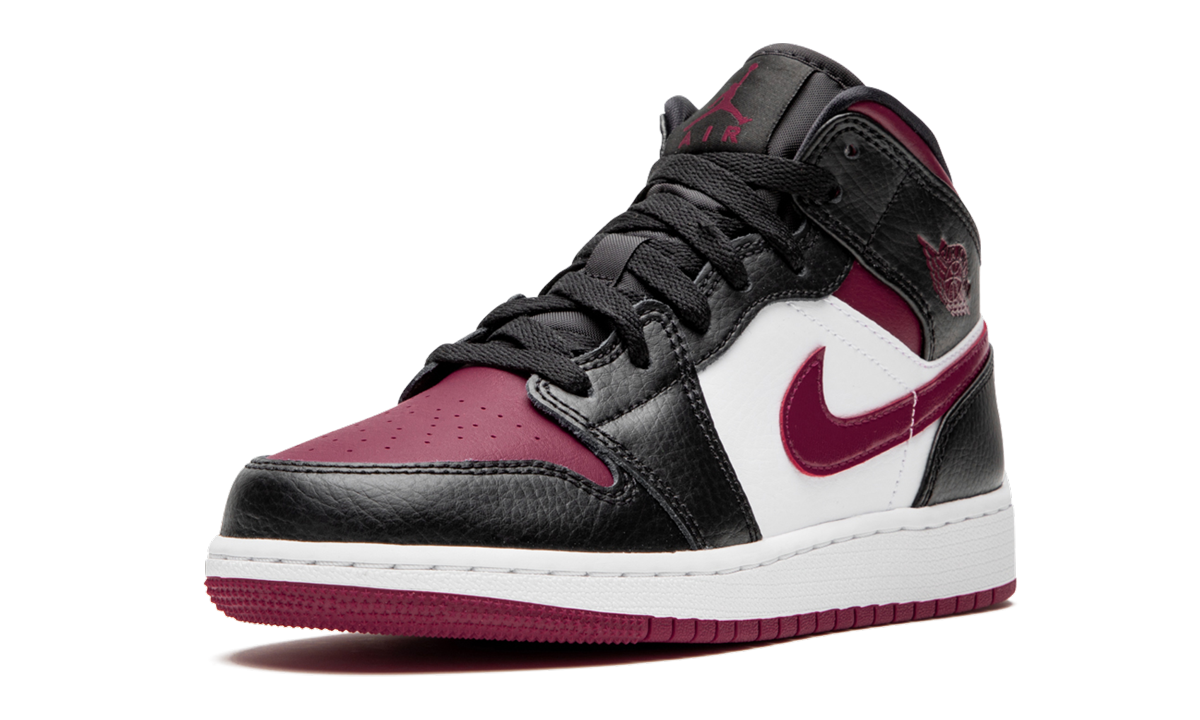 Air Jordan 1 MID GS Bred Toe 554725 066