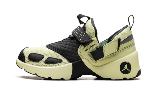 Jordan Trunner LX Luminous Green HQ2164 302