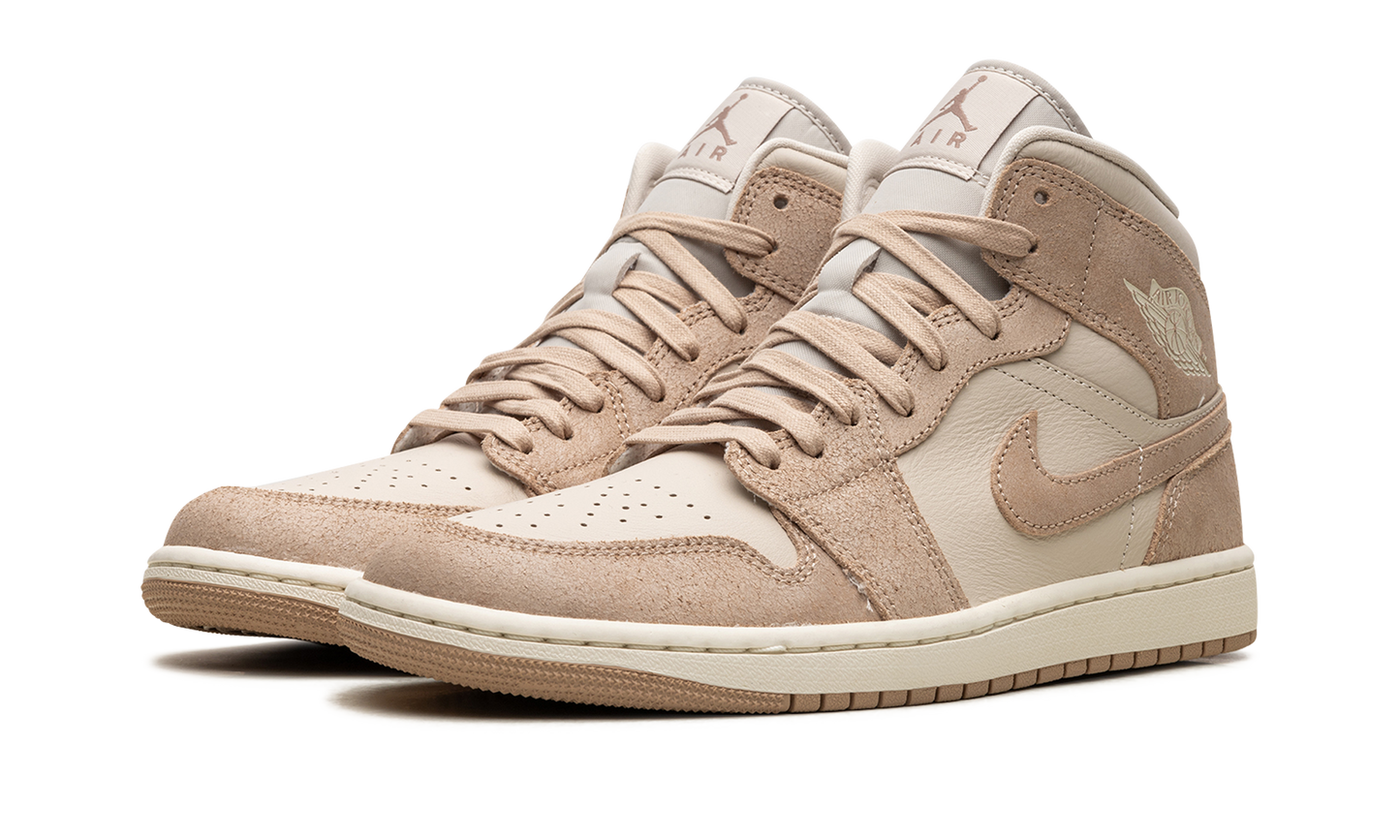 AIR JORDAN 1 MID SE WMNS Legend Light Brown FJ3448 200