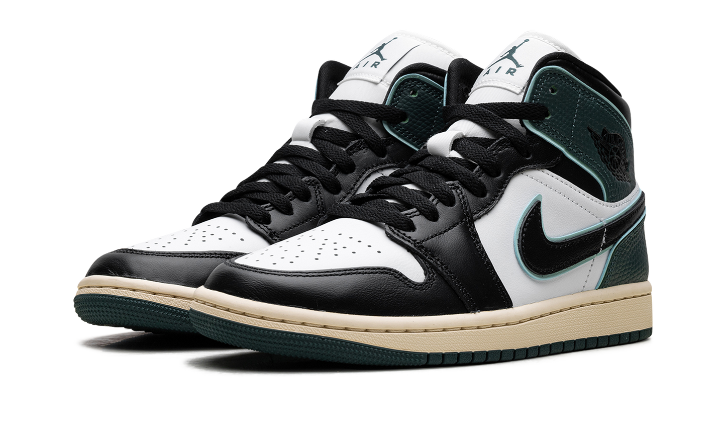 Jordan 1 Mid SE WMNS Oxidized Green FQ7818 100