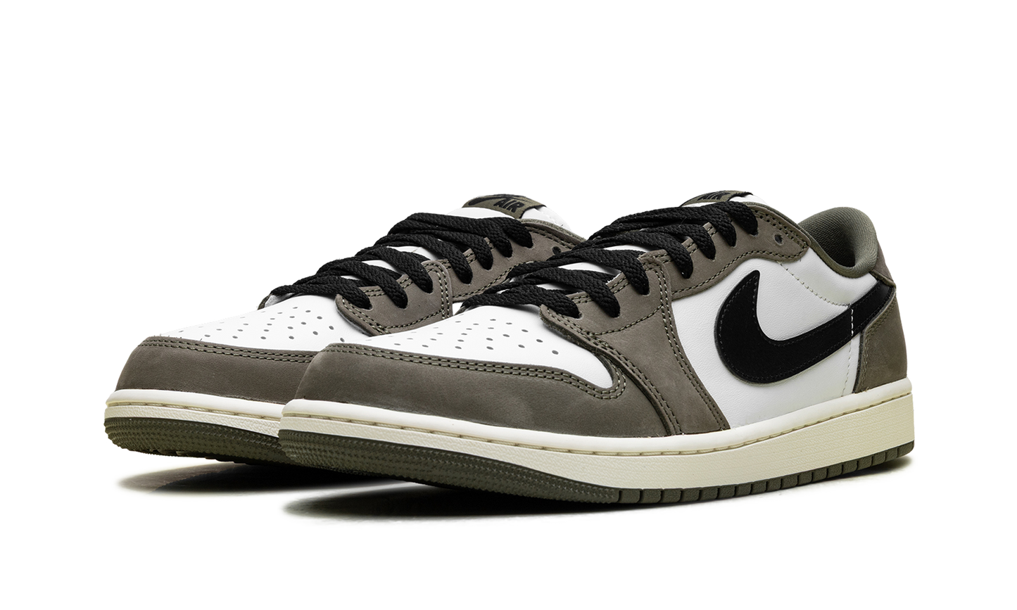 Air Jordan 1 Low Medium Olive HQ6998 200