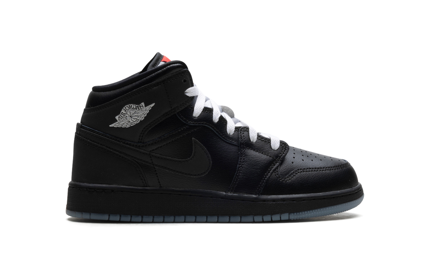 Jordan 1 Mid SE GS Black Metallic Reimagined HV5180 010