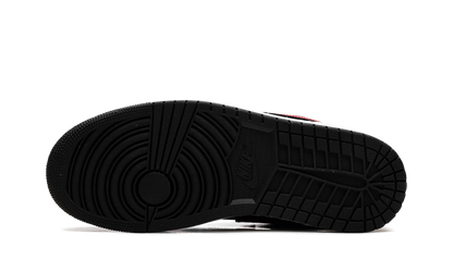 Jordan 1 Low Bred 553558 067