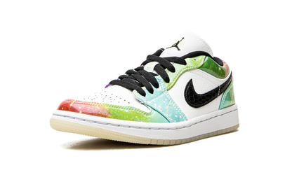 Air Jordan 1 Low WMNS Galaxy CW7310 909