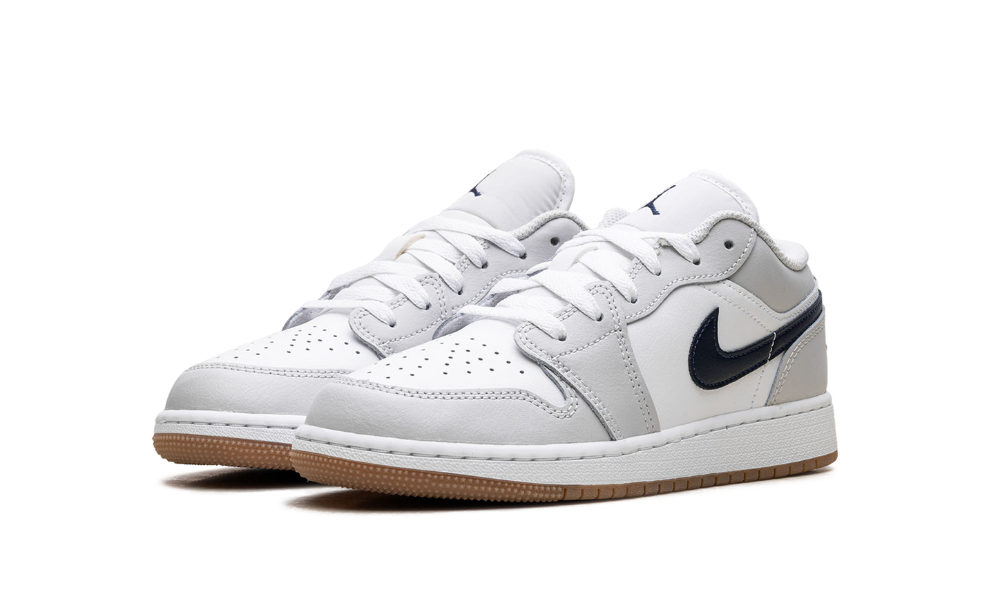 Jordan 1 Low GS White Neutral Grey Gum Midnight Navy 553560 146