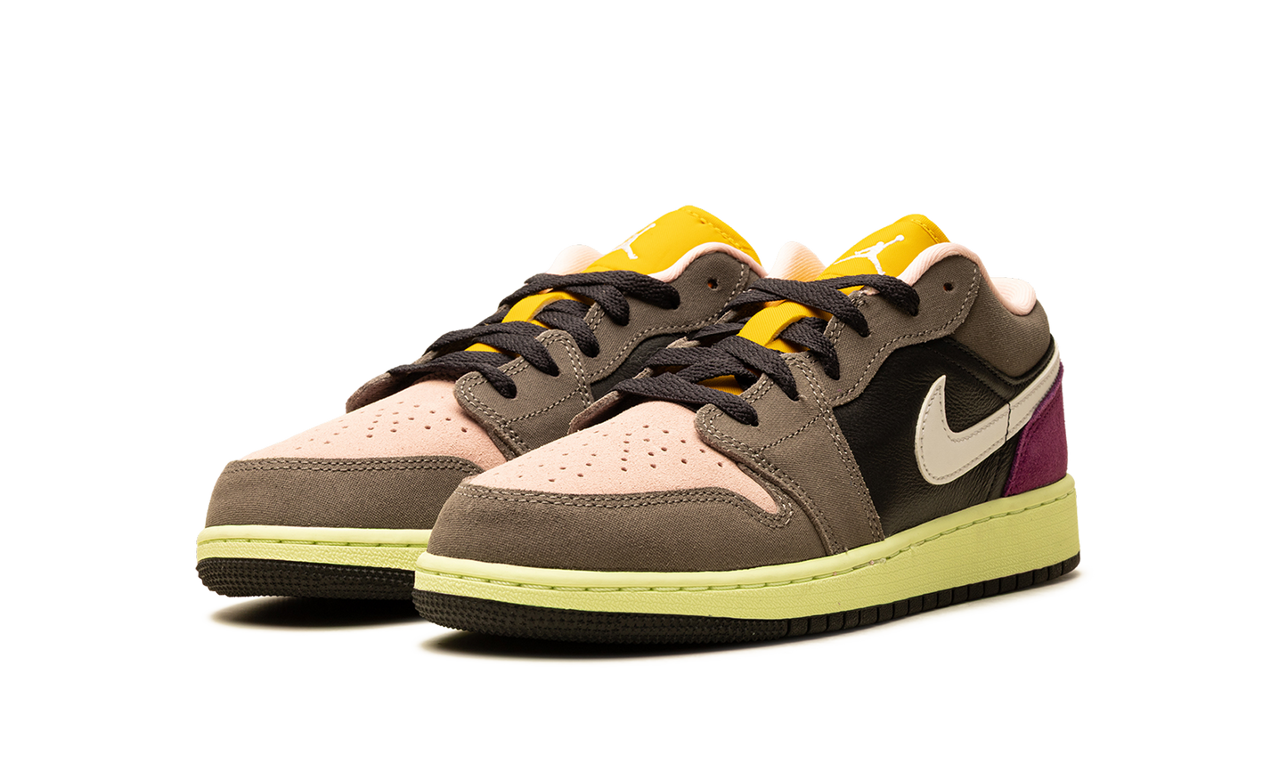 Air Jordan 1 Low GS Tokyo Bio Hack HQ2021 005