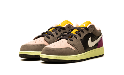 Air Jordan 1 Low GS Tokyo Bio Hack HQ2021 005