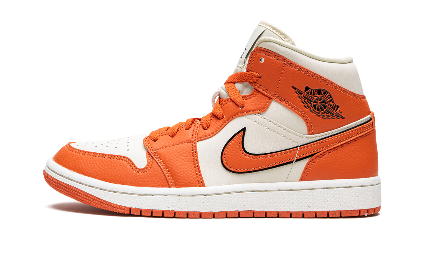 AIR JORDAN 1 MID SE WMNS SPORT SPICE DV1302 100