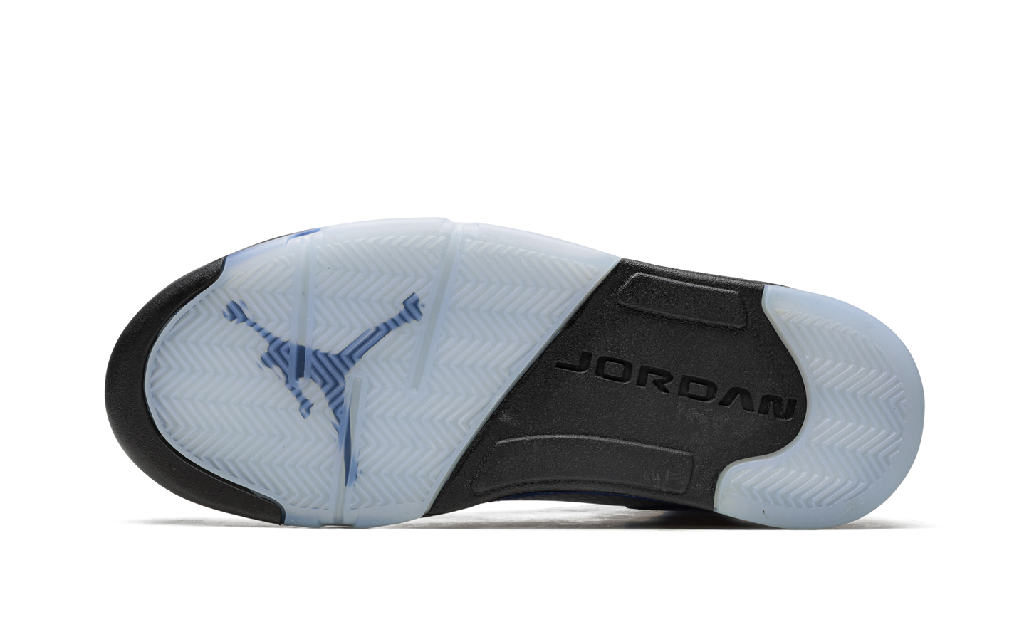 Air Jordan 5 Retro Mid SE UNC DV1310 401