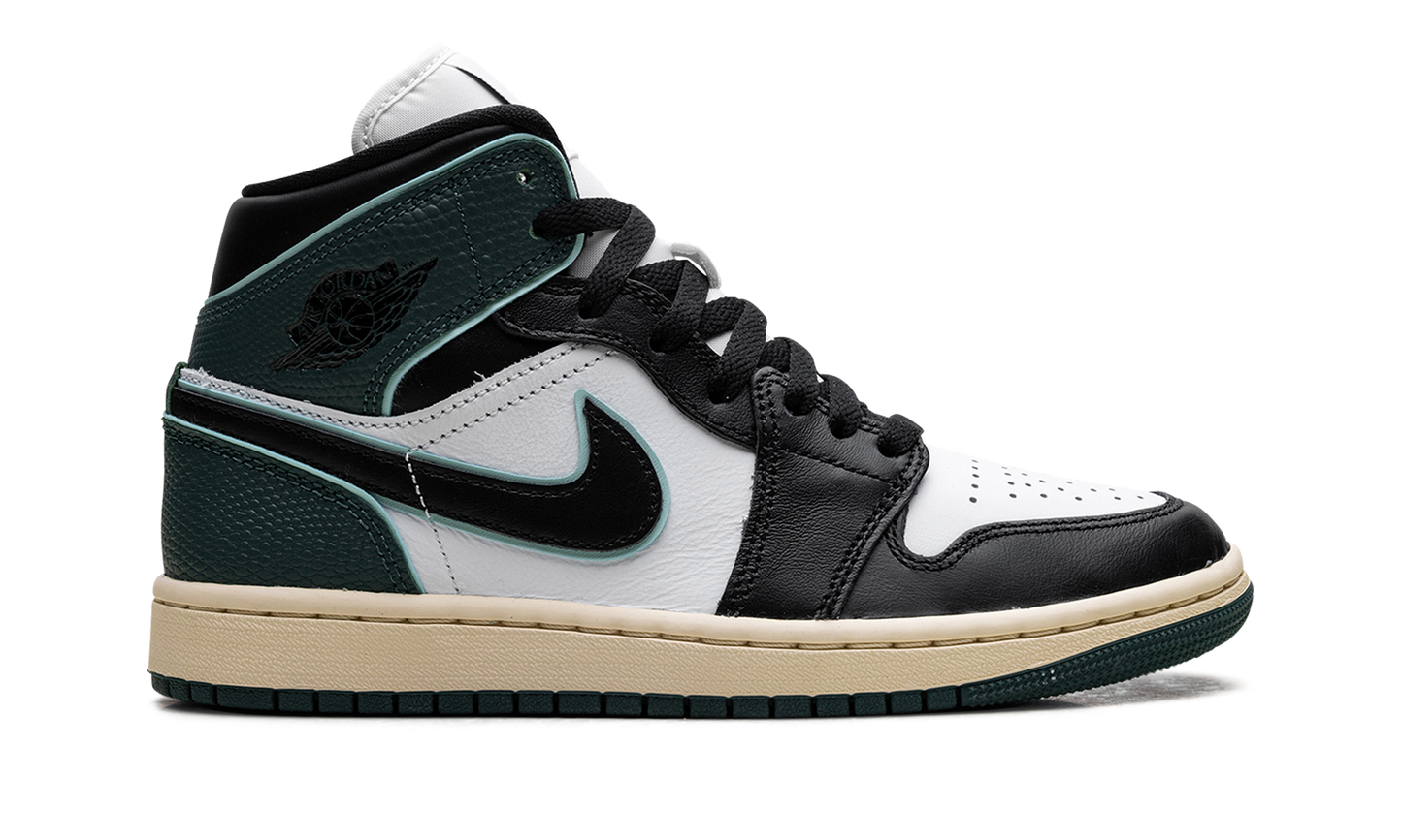 Jordan 1 Mid SE WMNS Oxidized Green FQ7818 100