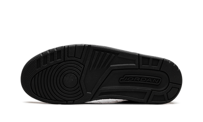 Jordan Spizike Low Anthracite Gym Red FQ1759 002