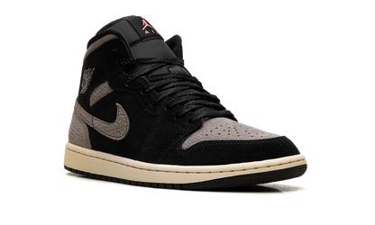 Jordan 1 Mid SE Olive Grey IB7110 002