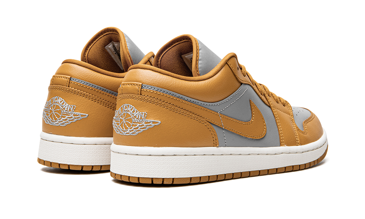 AIR JORDAN 1 LO WMNS Chutney DC0774 020