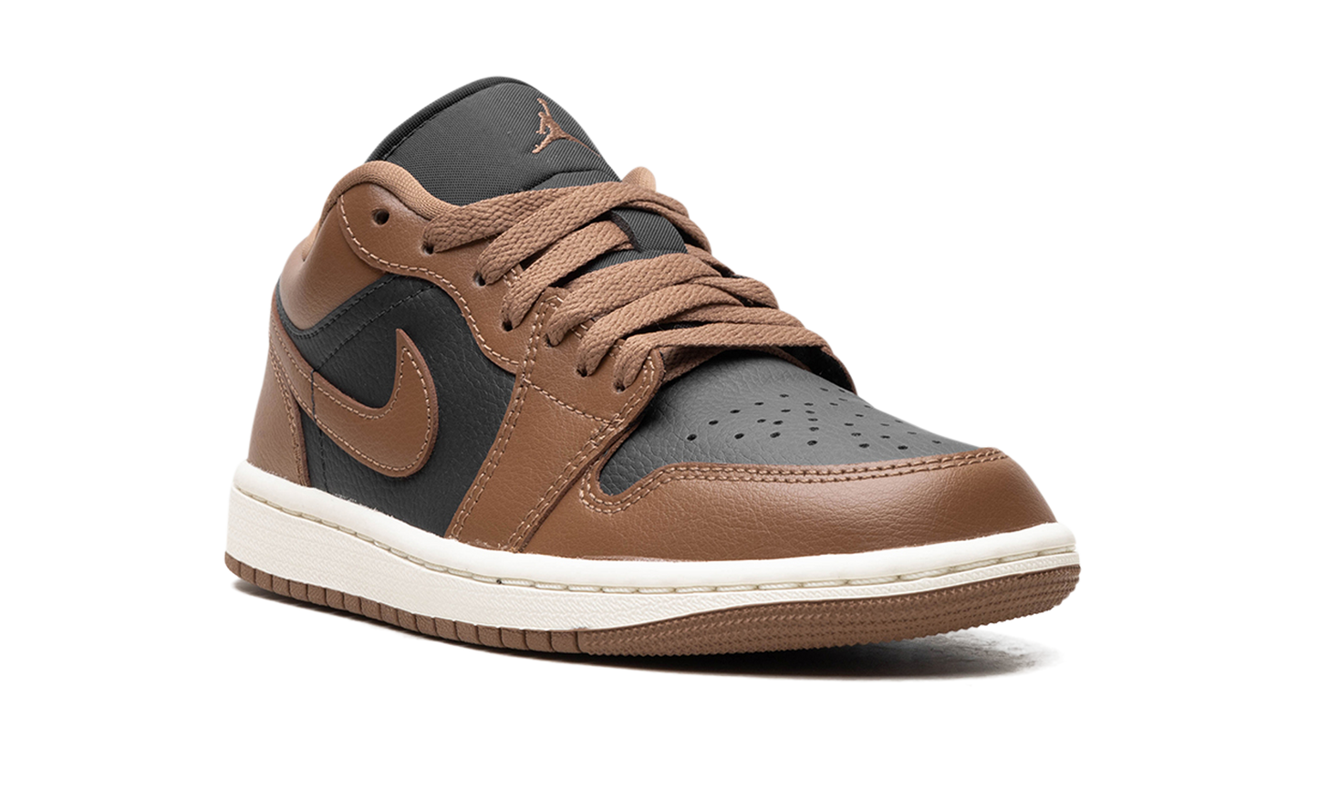 Air Jordan 1 Low WMNS Archaeo Brown DC0774 021