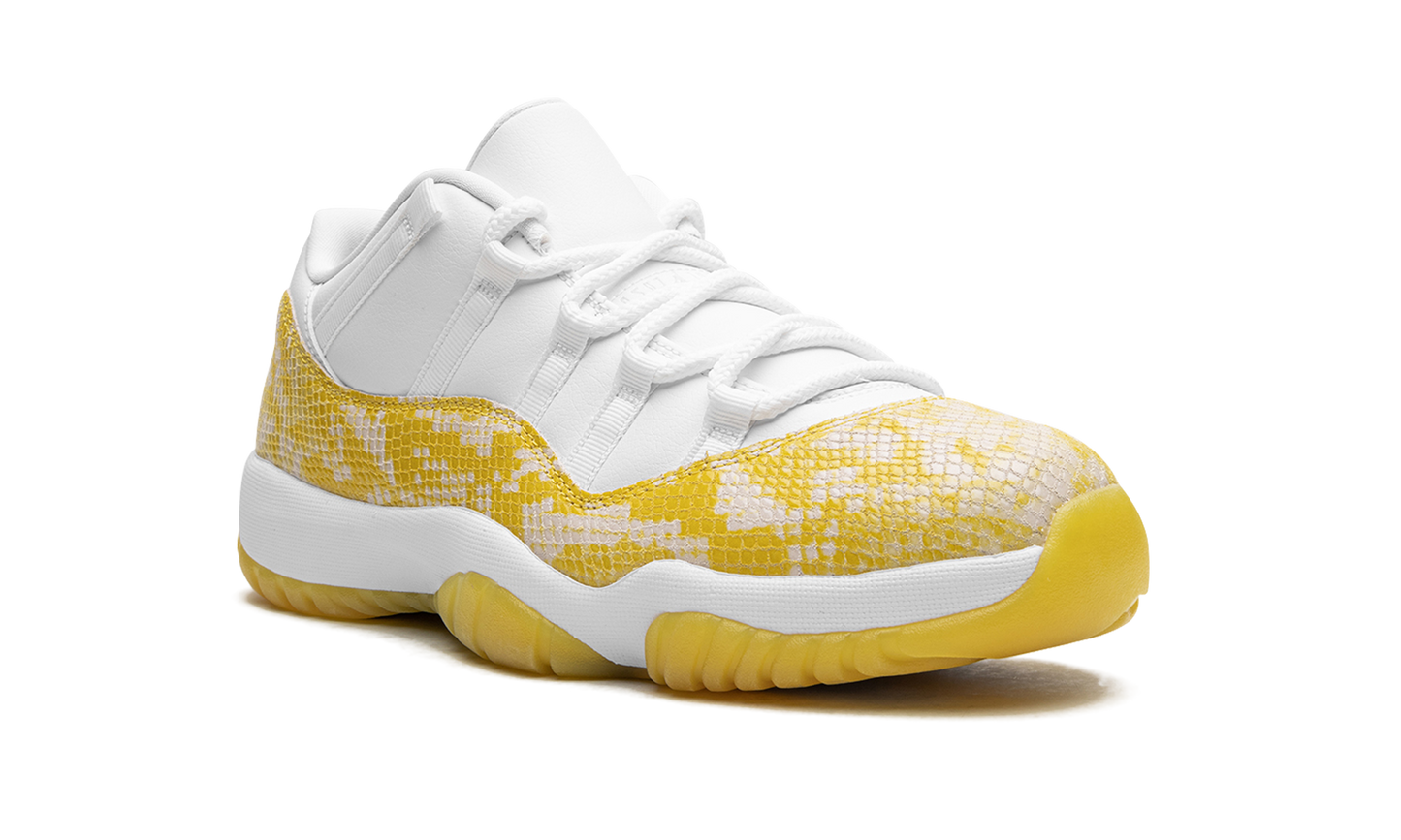 AIR JORDAN 11 LOW WMNS Yellow Snakeskin AH7860 107