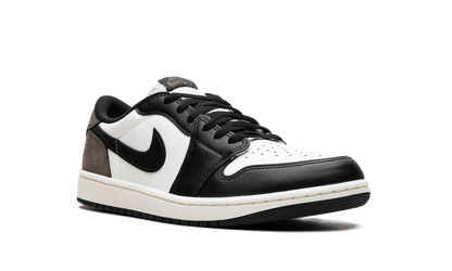Air Jordan 1 Low OG Mocha CZ0790 102