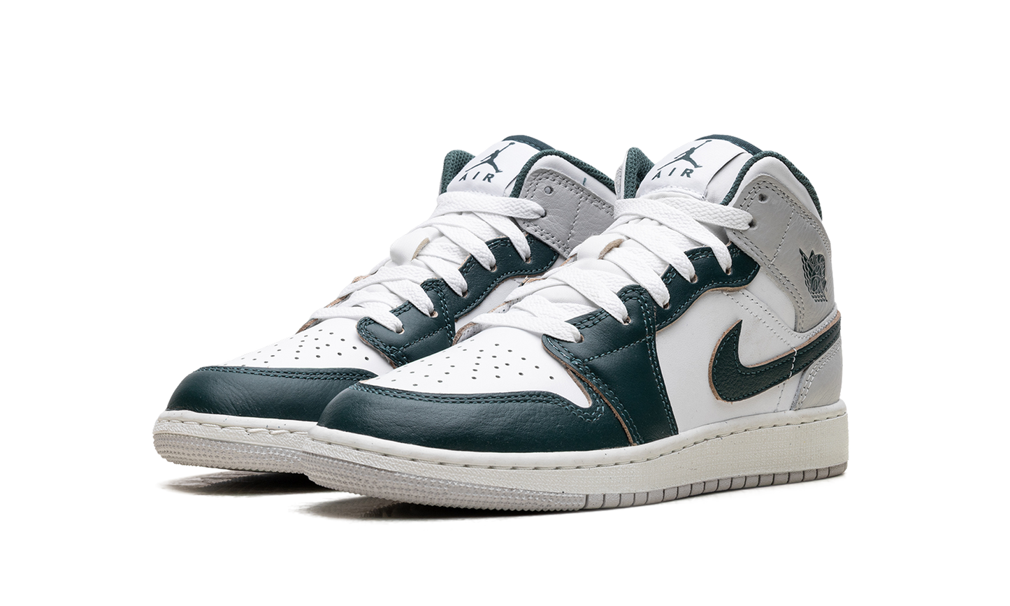 Jordan 1 Mid SE GS Oxidized Green FQ8088 103