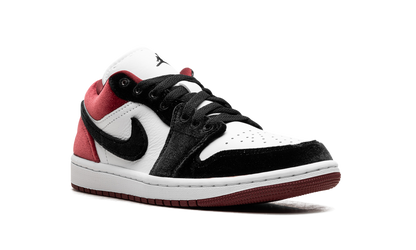 Jordan 1 Low SE WMNS Velvet Black Toe FZ3242 001