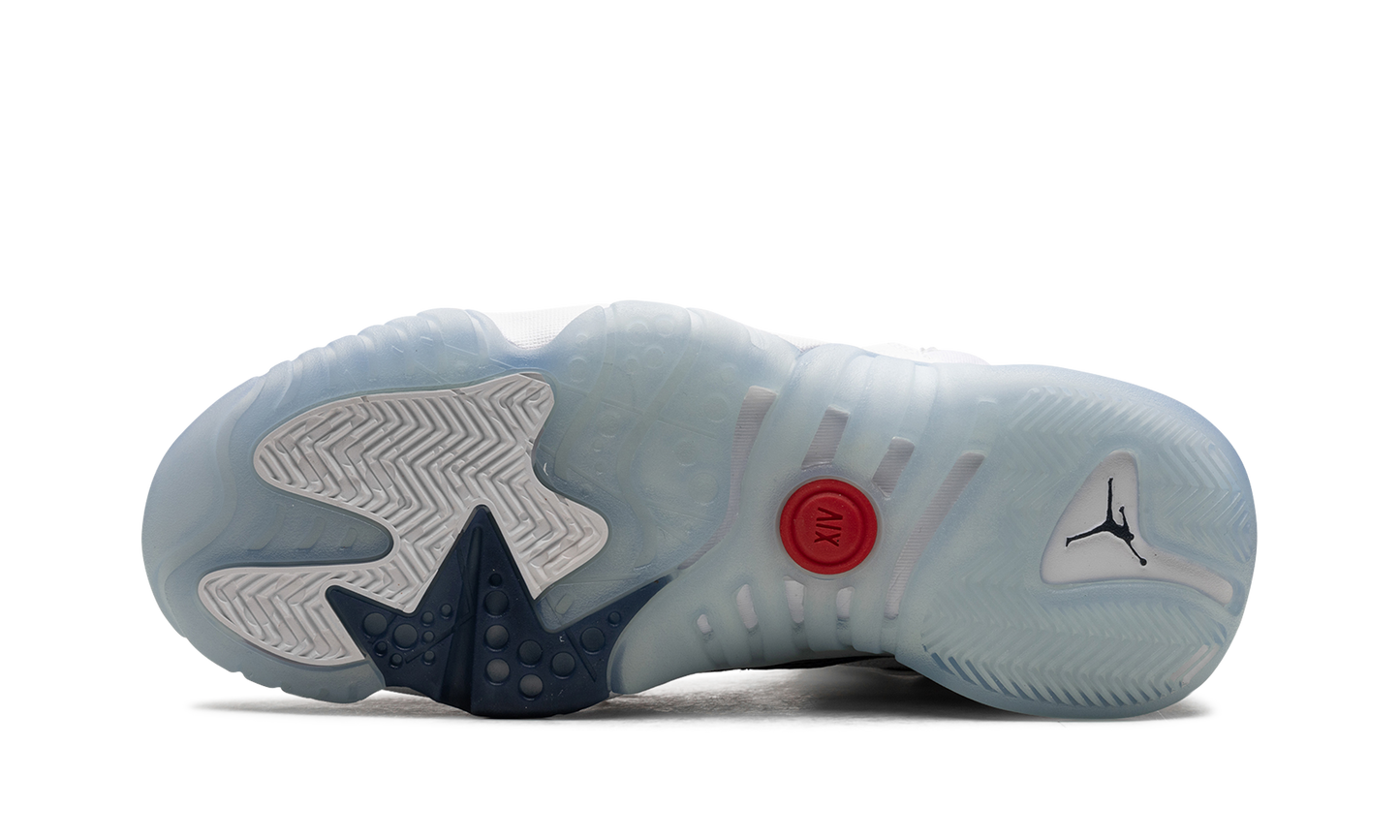 JUMPMAN TWO TREY White / Navy / University Red DO1925 102