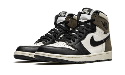 Air Jordan 1 Retro High OG Dark Mocha 555088 105