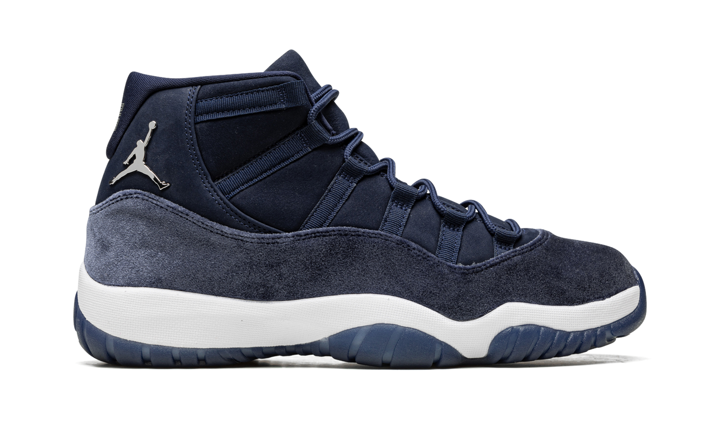 AIR JORDAN 11 VELVET WMNS Midnight Navy AR0715 441