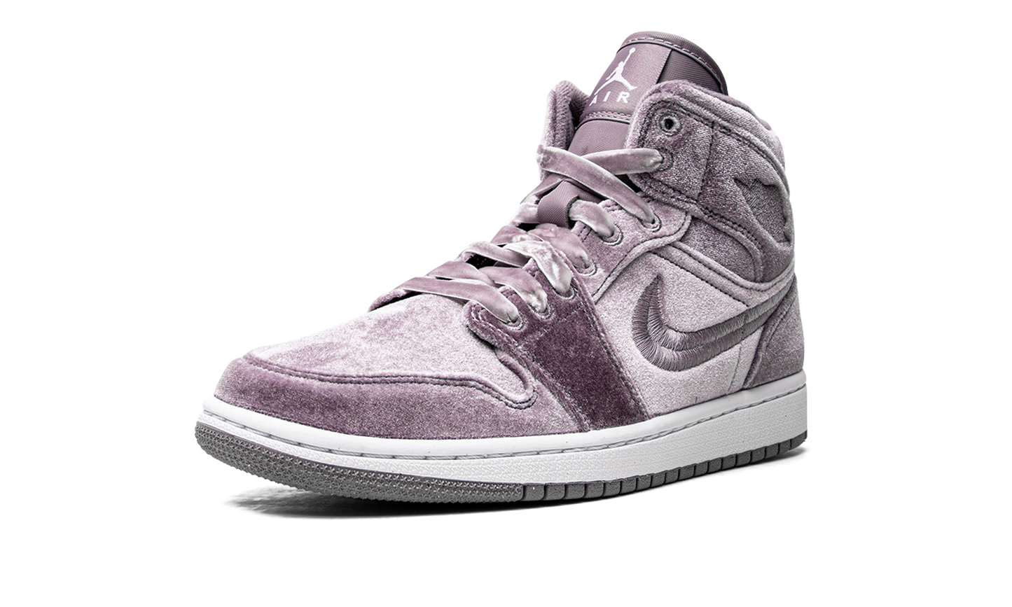 AIR JORDAN 1 MID SE WMNS Purple Velvet DQ8397 500