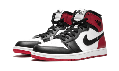 Air Jordan 1 Retro High OG Black Toe 555088 184