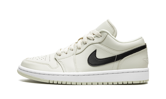 AIR JORDAN 1 LO WMNS Coconut Milk DC0774 121