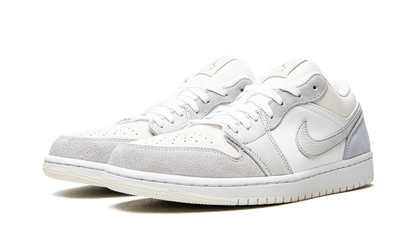 Air Jordan 1 Low Paris CV3043 100