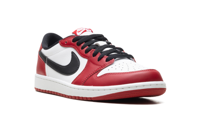 Air Jordan 1 Low OG Chicago (2025) HQ6998 600