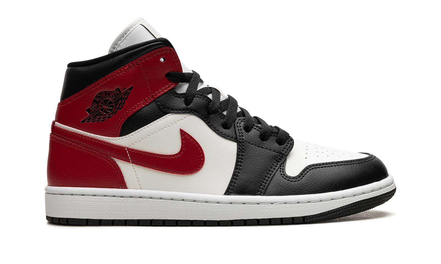 AIR JORDAN 1 MID WMNS Black Toe BQ6472 160