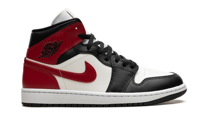 AIR JORDAN 1 MID WMNS Black Toe BQ6472 160
