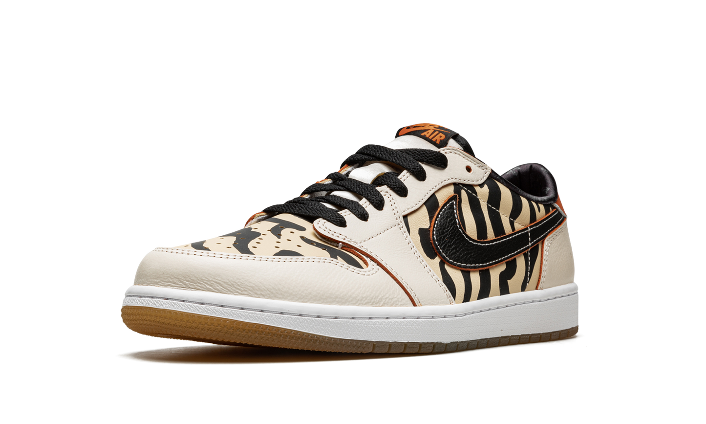 Air Jordan 1 Low OG Chinese New Year DH6932 100