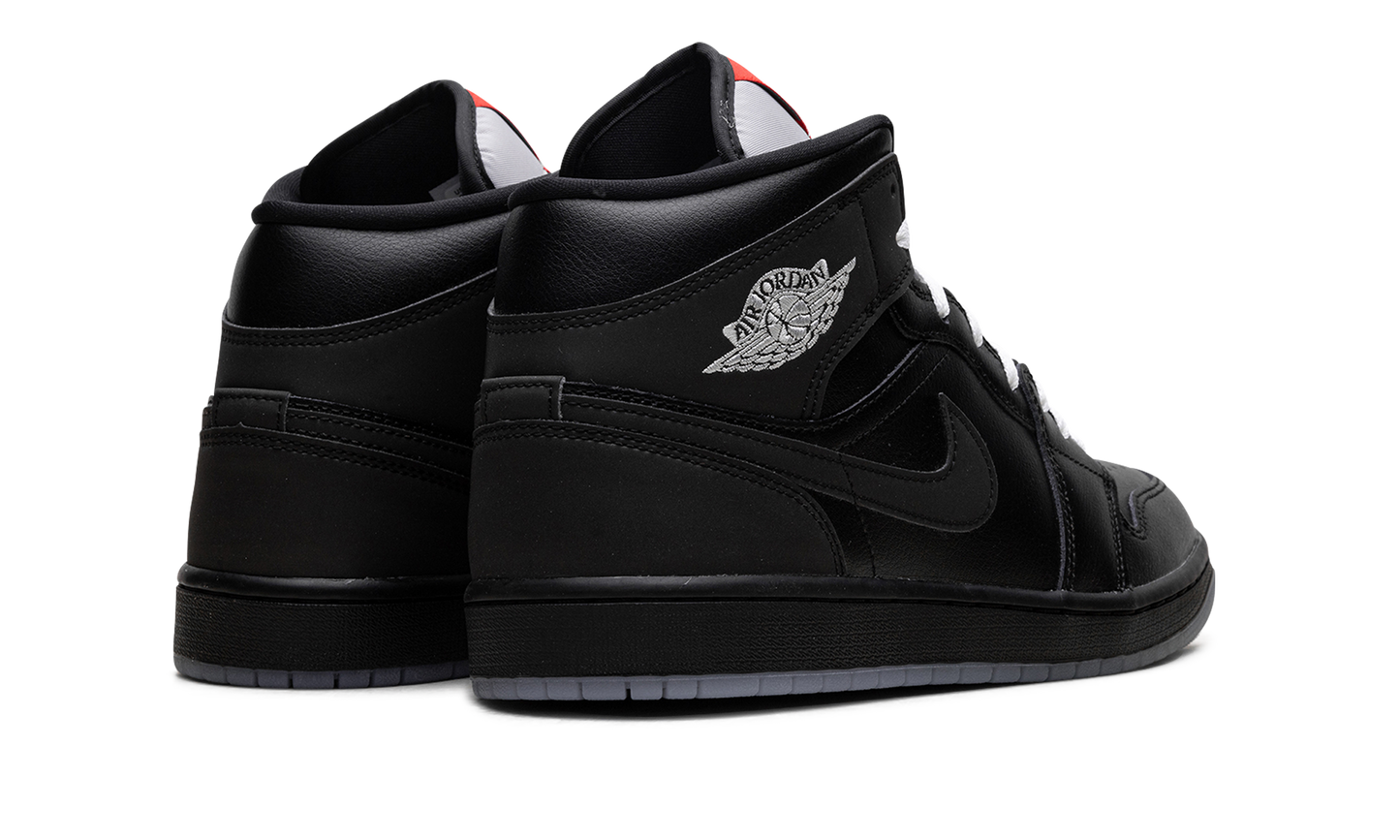 Jordan 1 Mid SE Black Metallic Reimagined HV5177 010