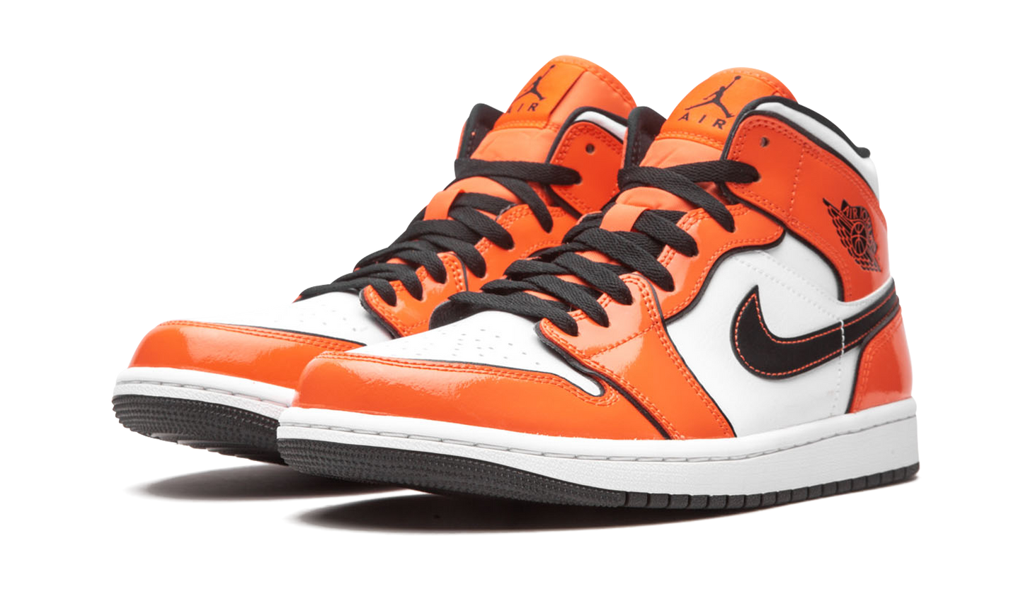 Air Jordan 1 Mid SE Turf Orange DD6834 802