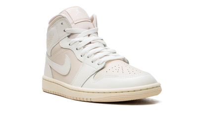 Air Jordan 1 WMNS White / Light Tan BQ6472 201