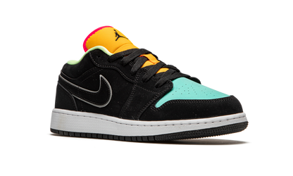 Jordan 1 Low SE GS Aurora Green CV9844 013