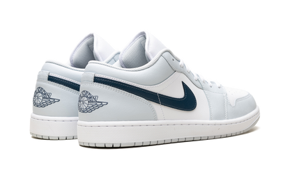 Air Jordan 1 Low Aura / Squadron Blue 553558 400