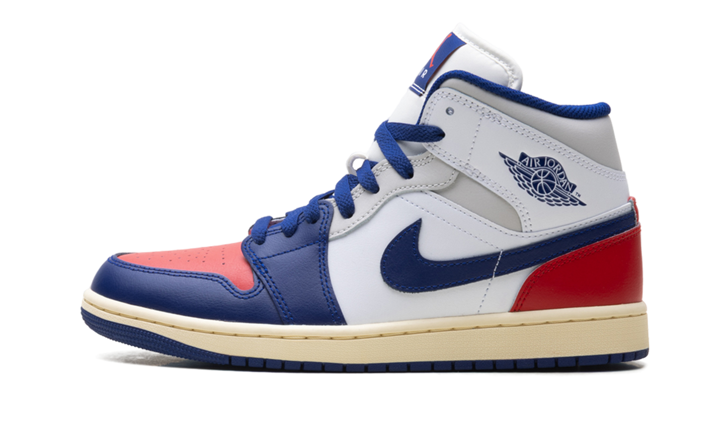 Air Jordan 1 Mid Rare Air DQ8426 102
